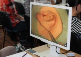 Plastiky boltců? Především z estetických důvodů, říká primář Sychra