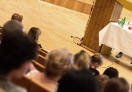 První konference nelékařských pracovníků byla „živou“ příležitostí se propojit