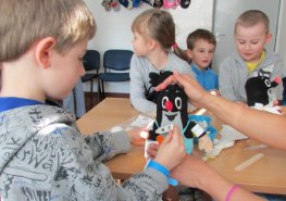 Děti z mateřinek jsou z „plyšáčkování“ nadšené