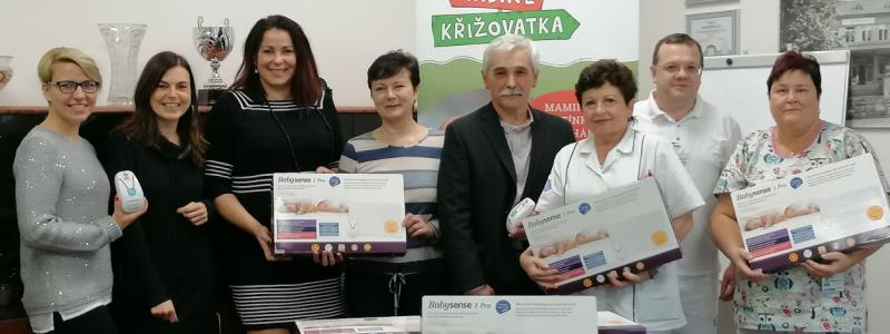 Miminka ve Svitavách a v Ústí bude hlídat 20 nových monitorů dechu