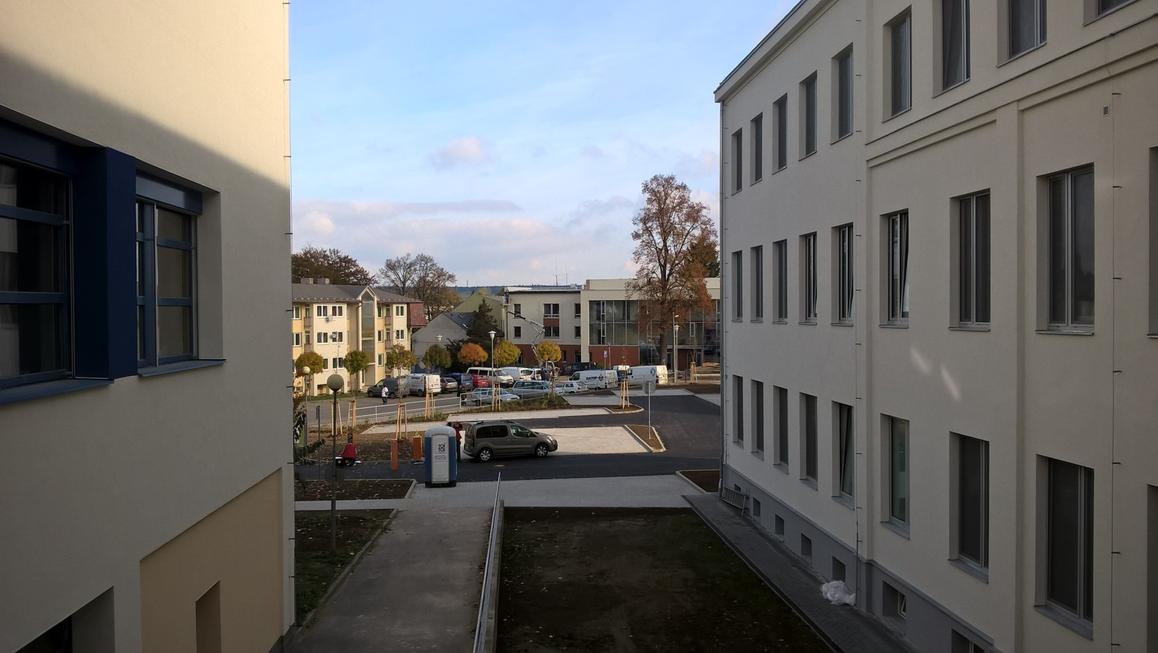 Pardubický kraj zvýšil kapacitu parkovacích míst u Svitavské nemocnice